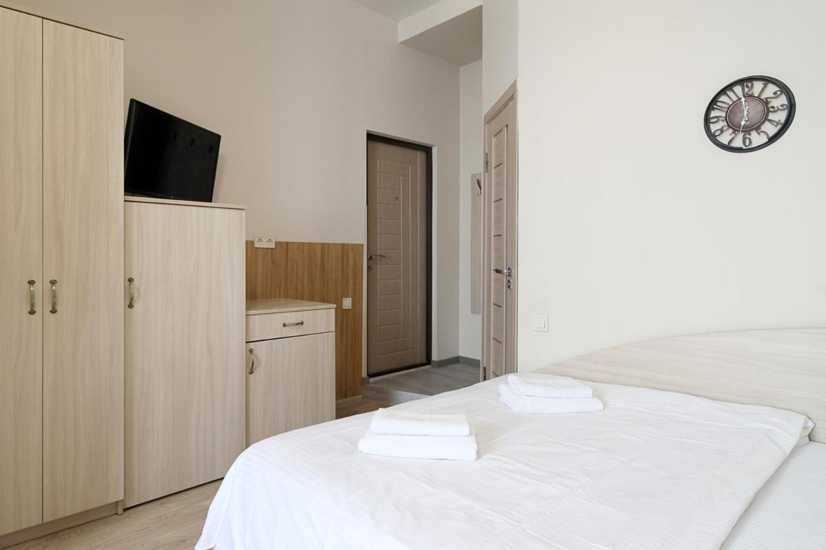 לבוב Buk Apartments On Doroshenka 25 מראה חיצוני תמונה