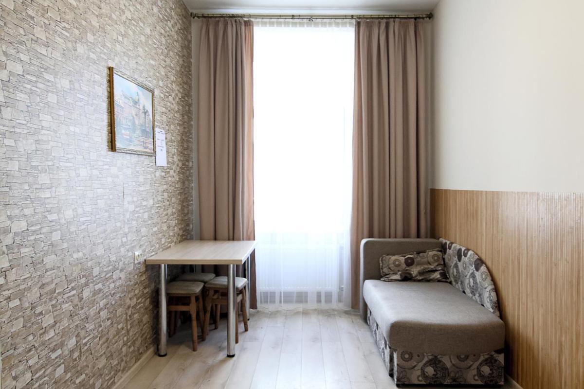 לבוב Buk Apartments On Doroshenka 25 מראה חיצוני תמונה