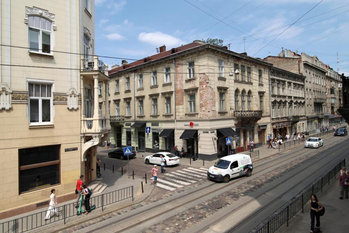 לבוב Buk Apartments On Doroshenka 25 מראה חיצוני תמונה